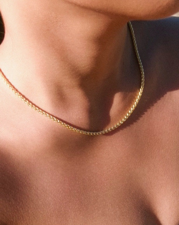 Laurel Crown Chain | Gold